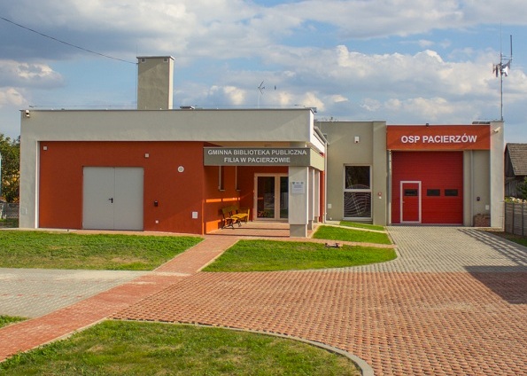 pacierzow budynek